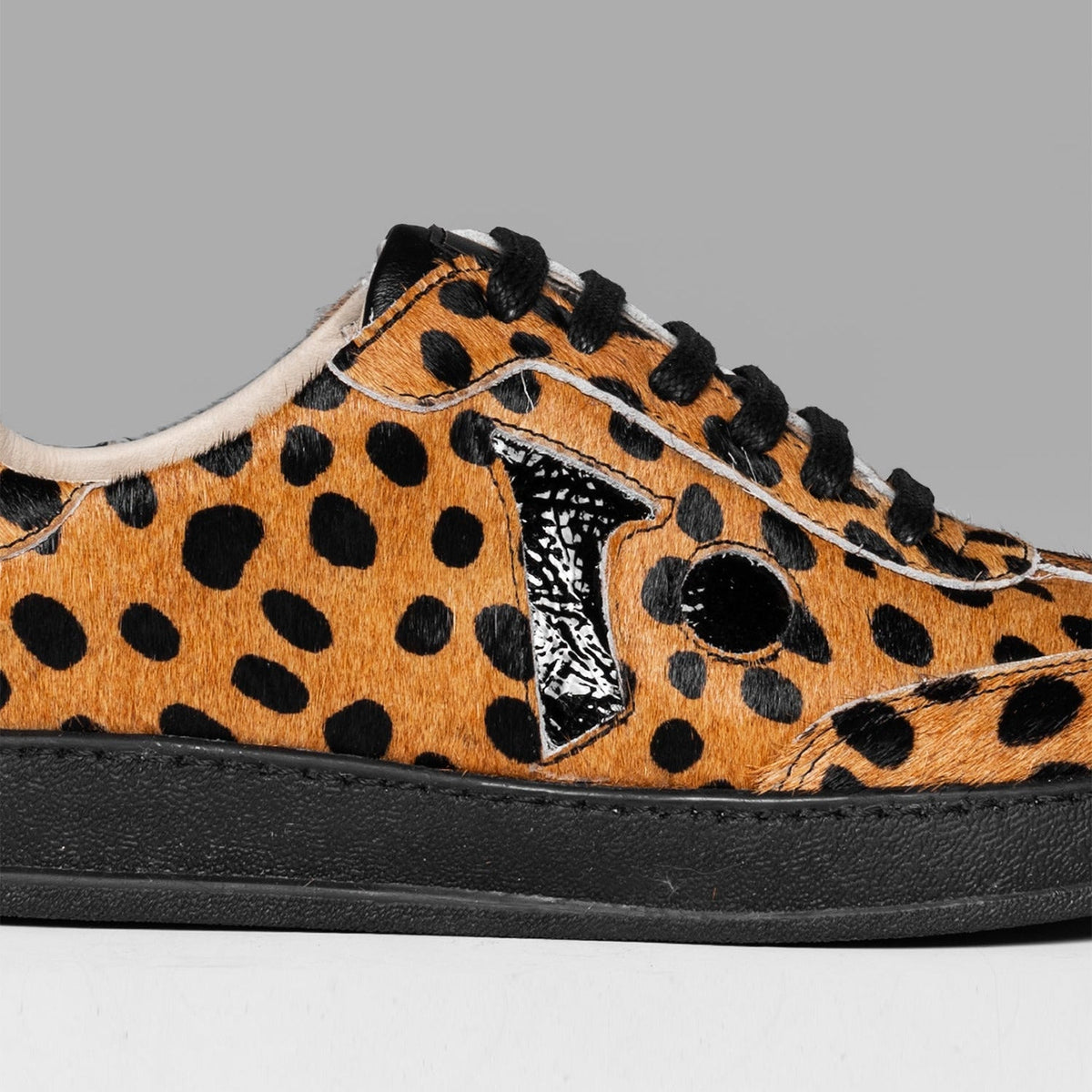 Sneakers Icon Exp Brown Black Animal Print Brand